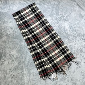 NWT D&Y Softer Than Cashmere Plaid Acrylic Scarf
